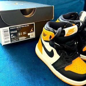 Jordan 1 Retro High OG (TD) Size 5c Taxi Black Sail